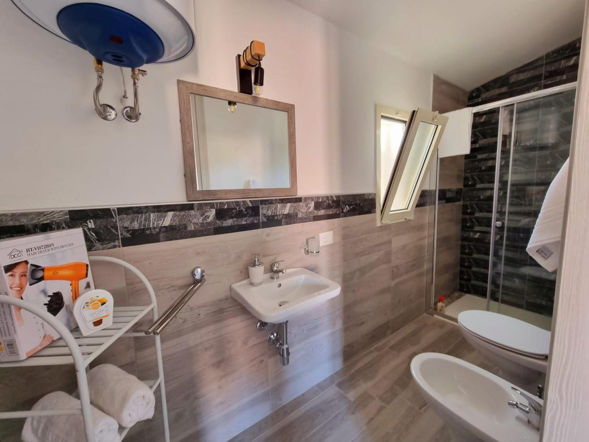 Suite Cornelia Santa Teresa Gallura Ruang foto